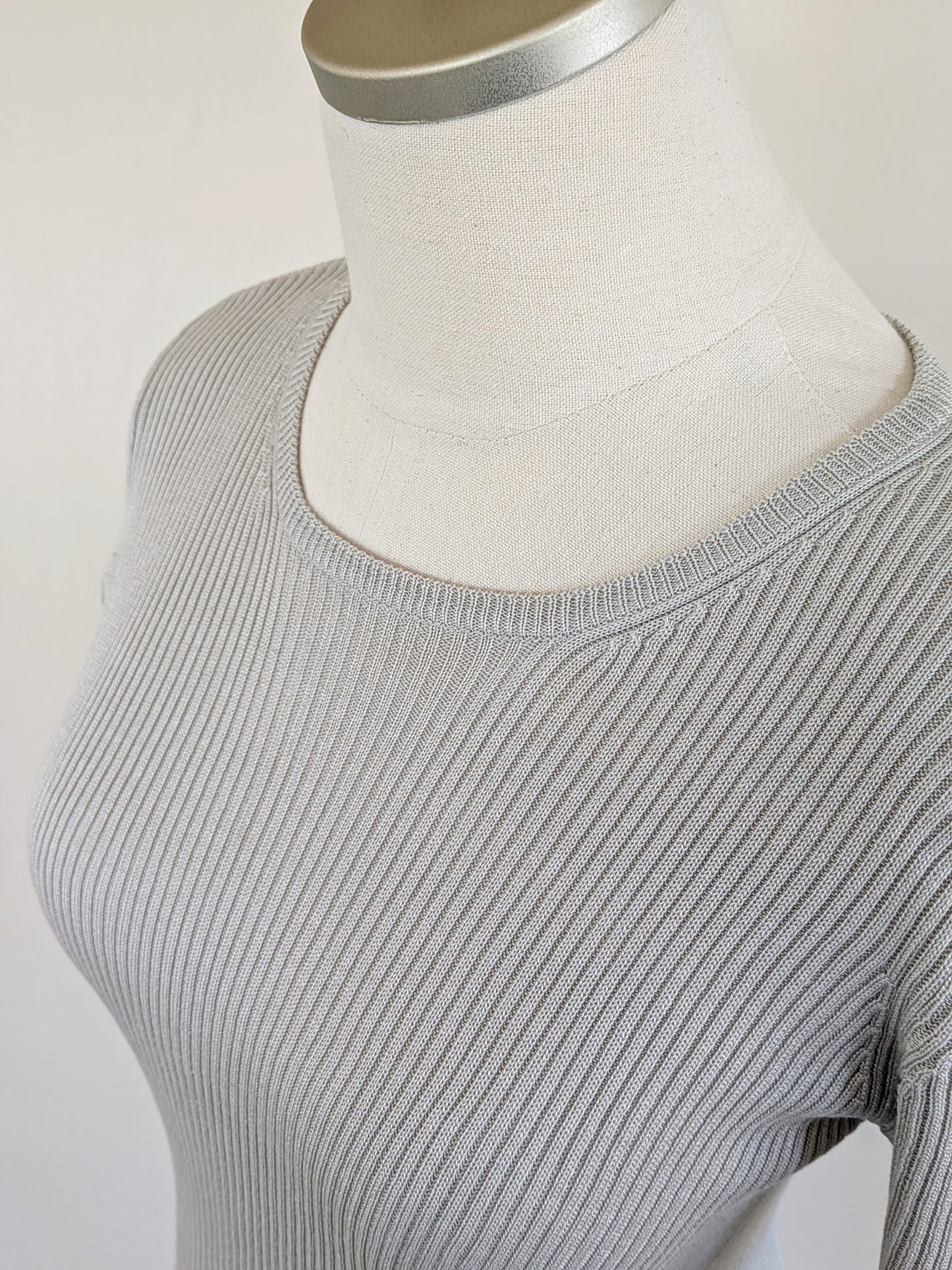 The Dove Silk Knit | 1980s