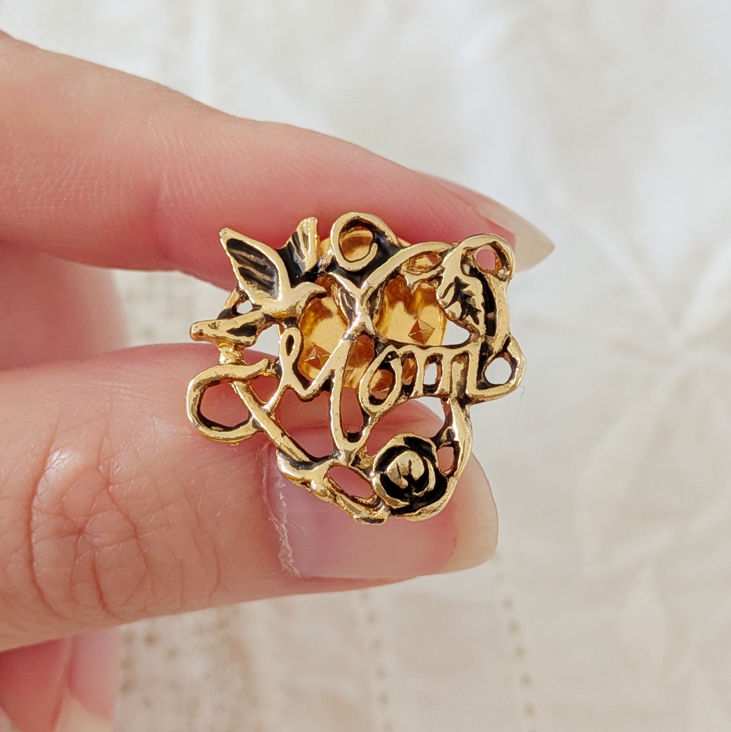 The Mother's Day Brooch | 1980s