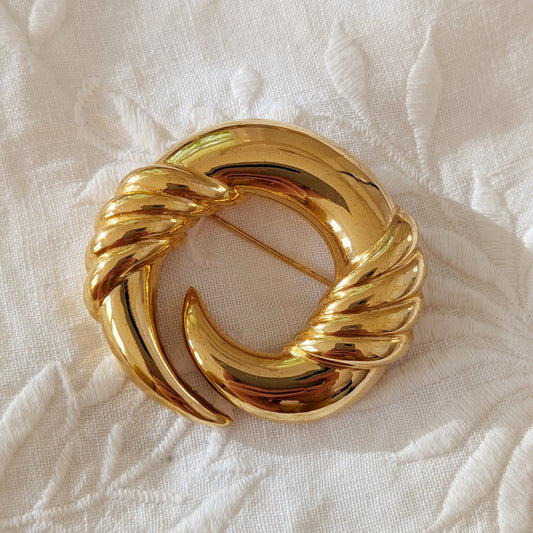 The Signature Brooch | 1980s