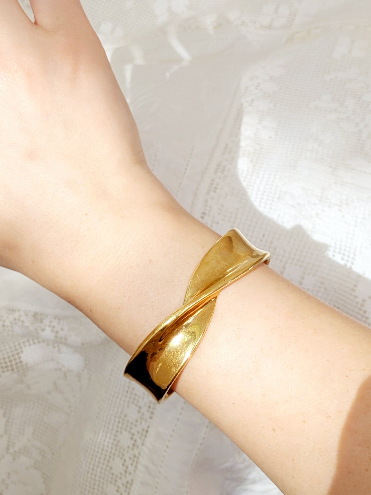 The Ribbon Cuff | 1970